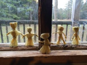 cornhusk dolls